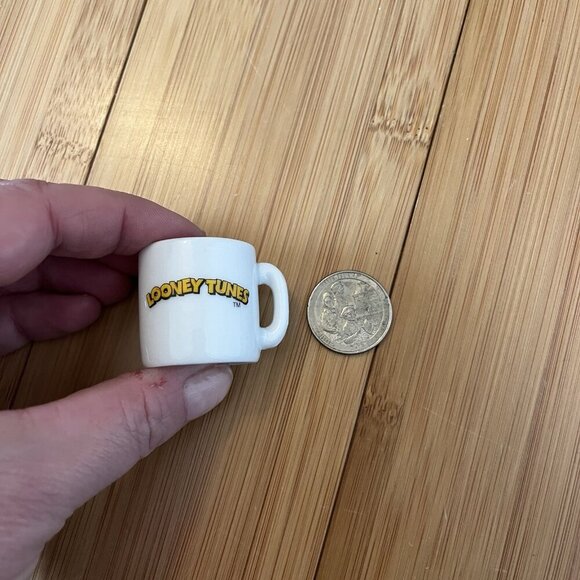 LOONEY TUNES MINI CERAMIC GLOSS MUG ‘Tweety Bird’ Warner Bros - Vintage - Picture 4 of 7